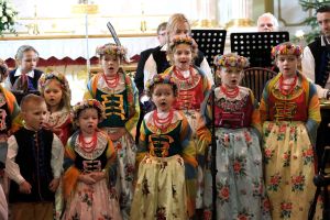 Miejska Orkiestra Dęta i Zespół Pieśni i Tańca Kalety koncertowali w partnerskim Ustroniu